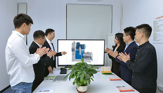 主機保壹年，24小時(shí)現場(chǎng)維護服務(wù)